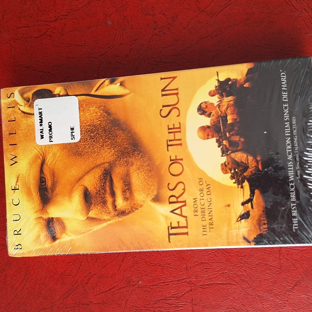 Tears of the Sun VHS Brand New Sealed Bruce Willis VHS From 2003!